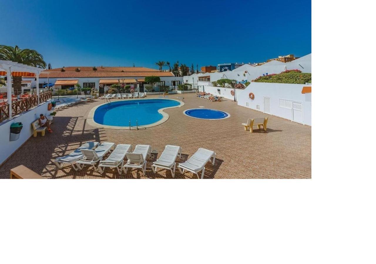 97 Hermosa Marina Primavera Con Terraza Y Piscina 阿德耶 外观 照片