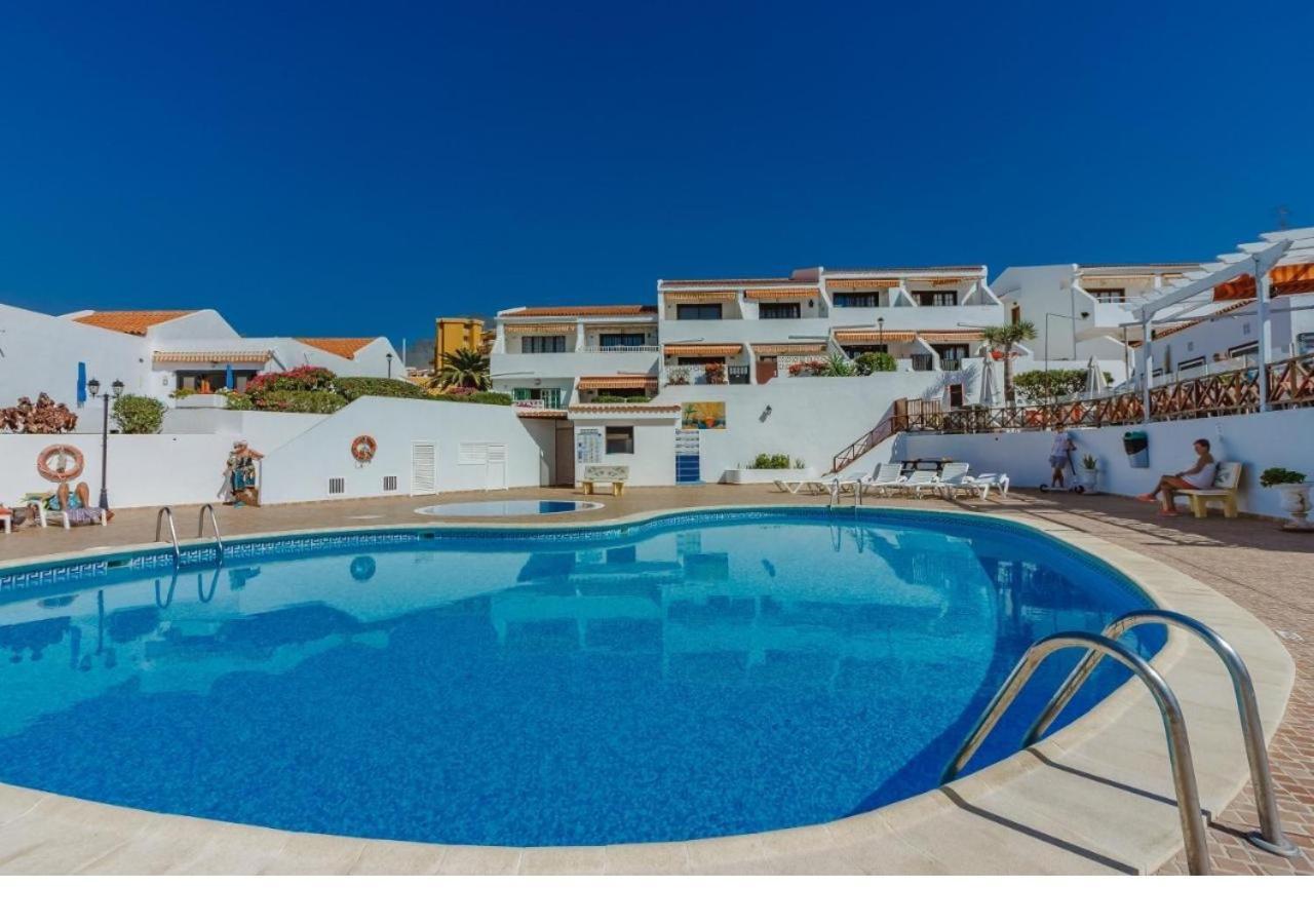 97 Hermosa Marina Primavera Con Terraza Y Piscina 阿德耶 外观 照片